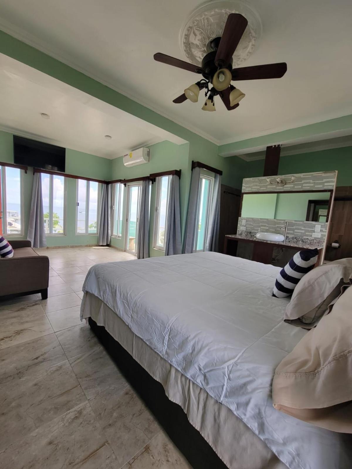 Island Magic Villas Caye Caulker Eksteriør bilde