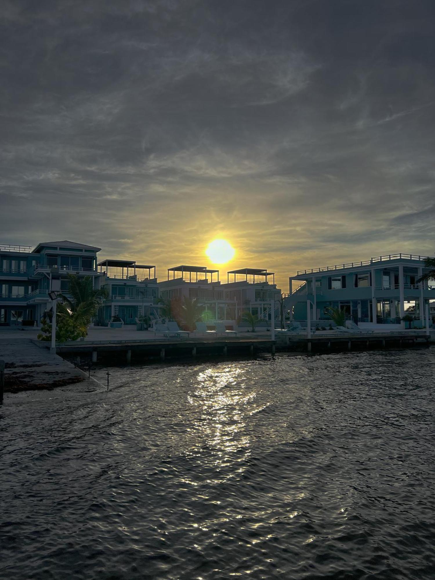 Island Magic Villas Caye Caulker Eksteriør bilde